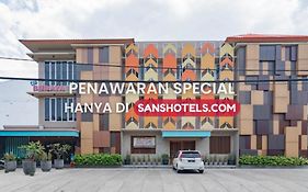 Sans Hotel Budaya Cirebon